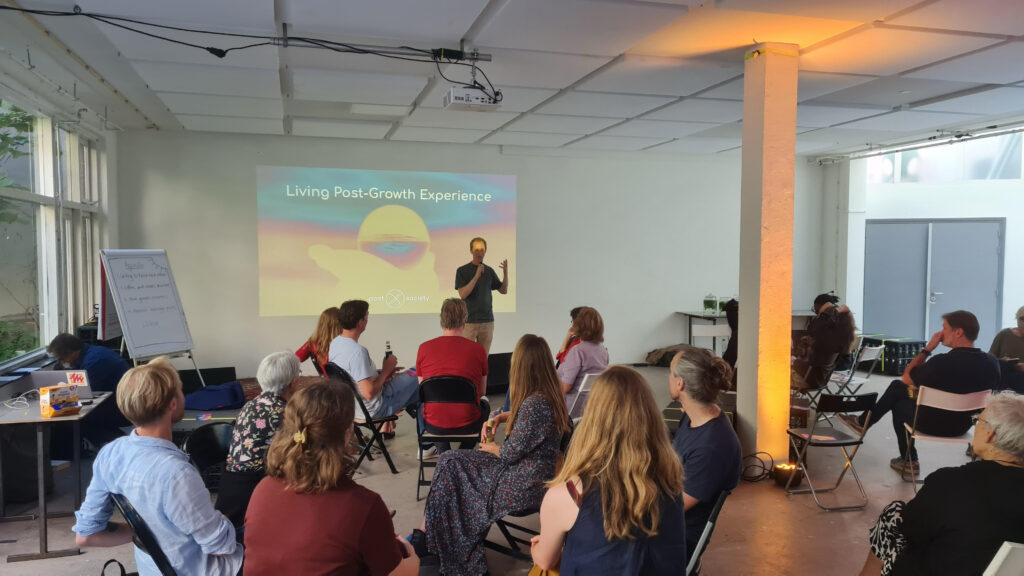 Living Post-Growth experience